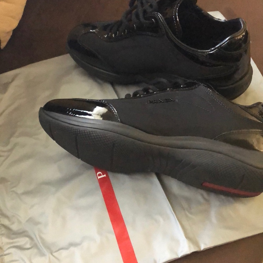 Shoes - Picture 3 of 5